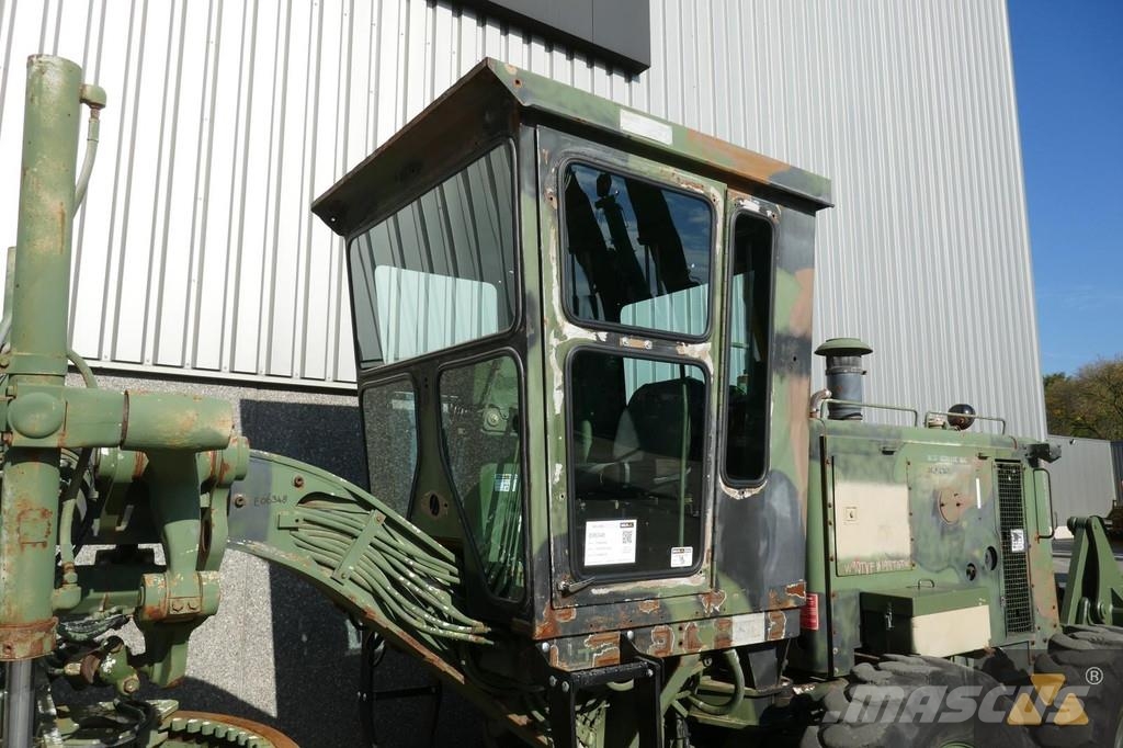 CAT 130G Ex-army Greiderid