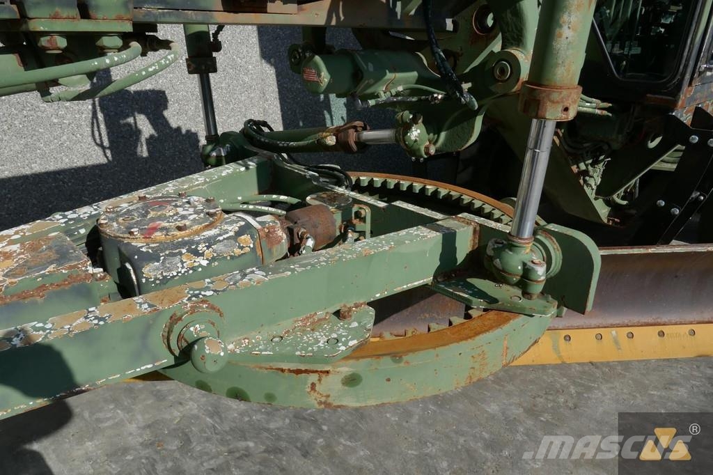 CAT 130G Ex-army Greiderid