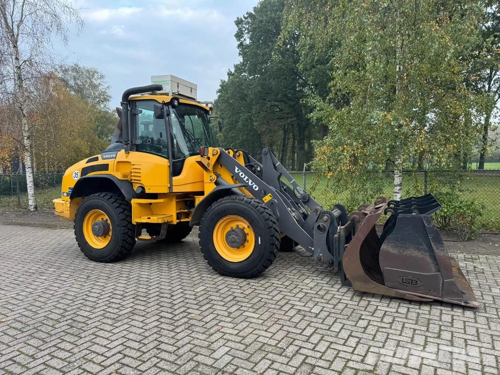Volvo L45G Shovel loader + kenteken Kolesni nakladalci