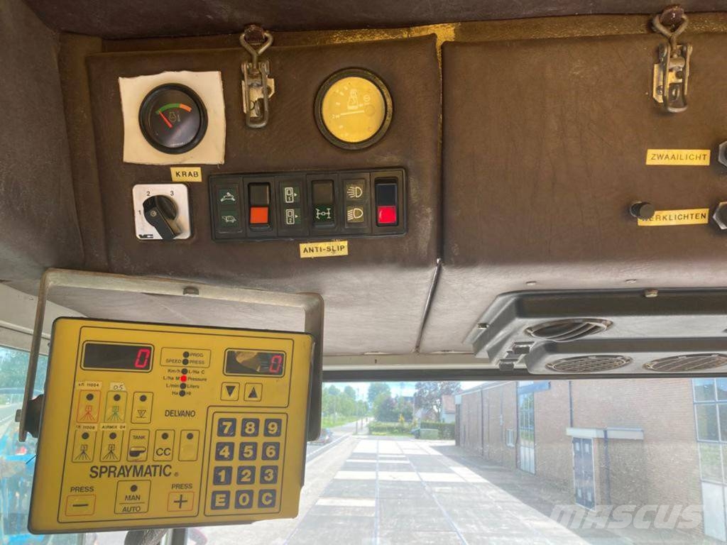 Delvano HydroTrac S3000 Iseliikuvad pritsid