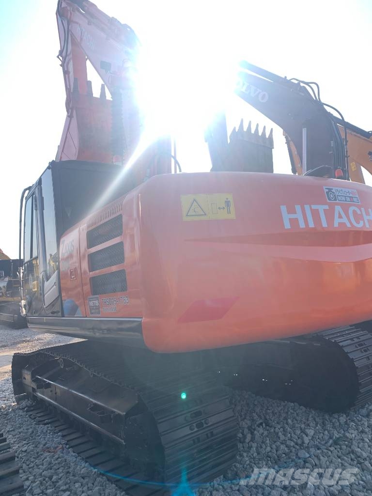 Hitachi ZAISX200LC Bagri goseničarji
