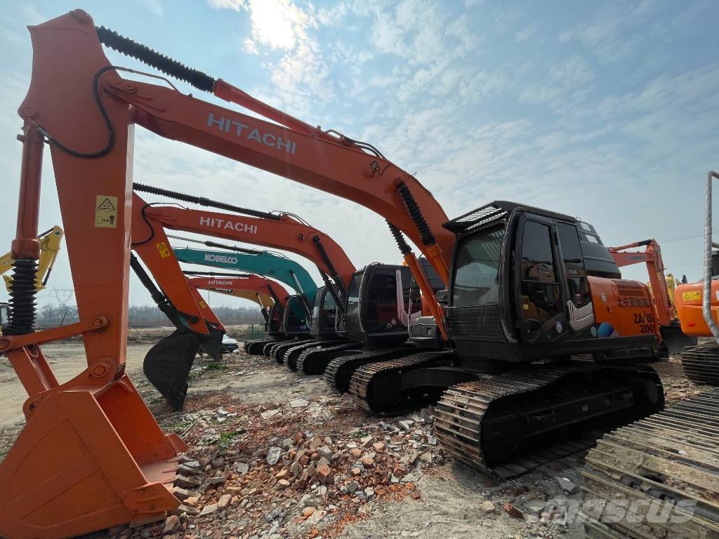 Hitachi ZAISX200LC Bagri goseničarji