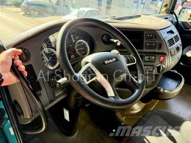 DAF XF 480 6x2/Standklima/Eu6/Komplettzug شاحنات بغطاء جانبي