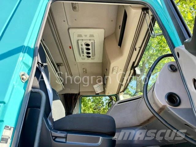 DAF XF 480 6x2/Standklima/Eu6/Komplettzug شاحنات بغطاء جانبي