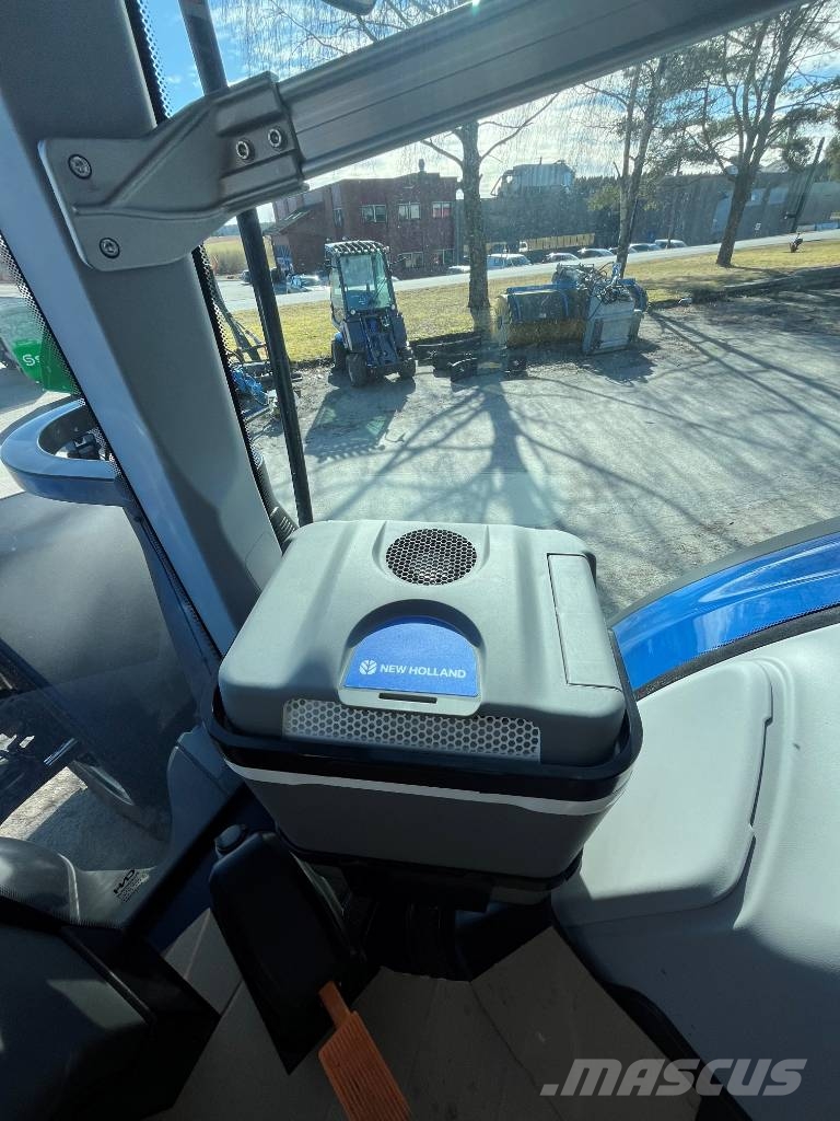 New Holland 2026 Tractoren