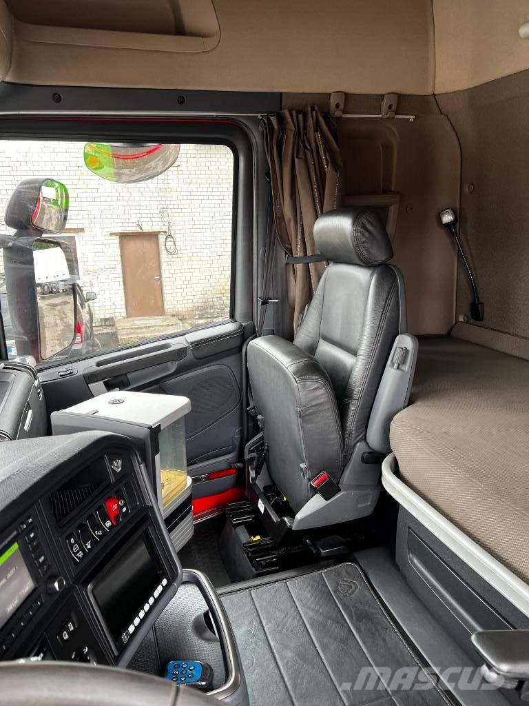 Scania R520LB6X2HNB EURO6, ADR+PTO,Retarder,full air Camiones con caja de remolque