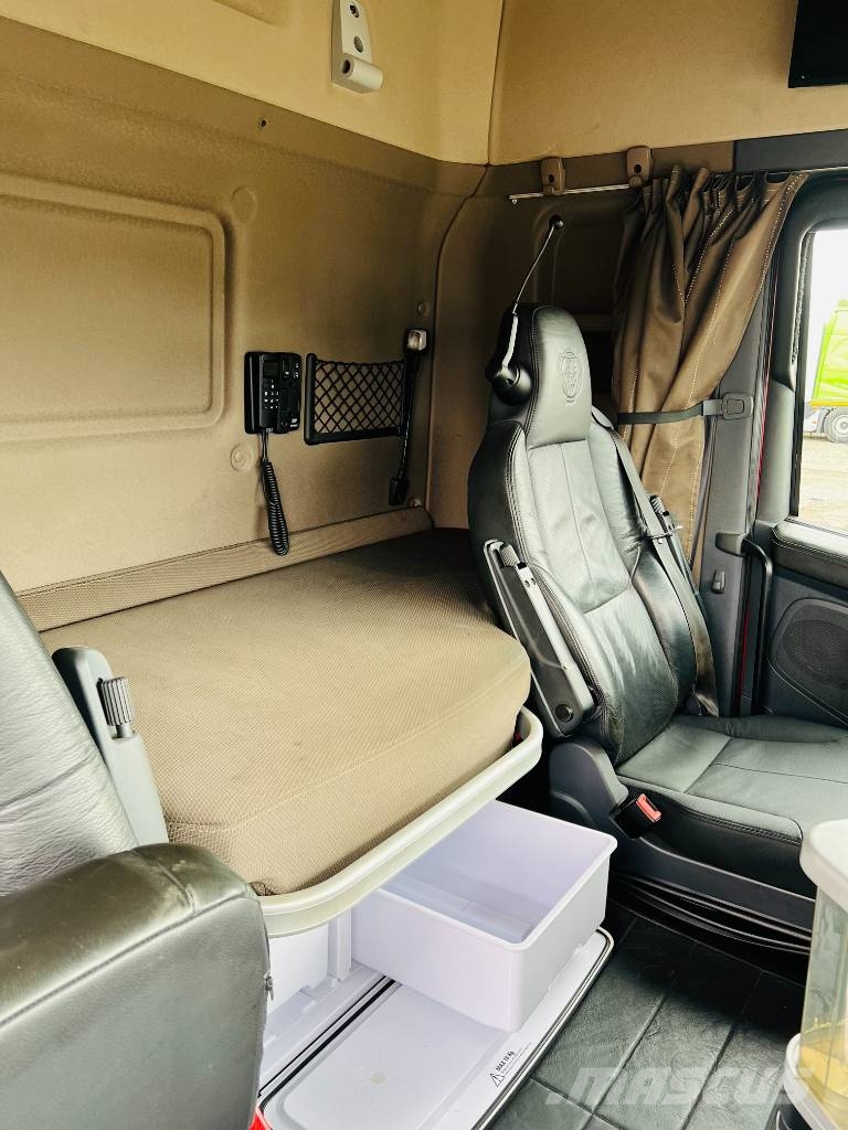 Scania R520LB6X2HNB EURO6, ADR+PTO,Retarder,full air Camiones con caja de remolque