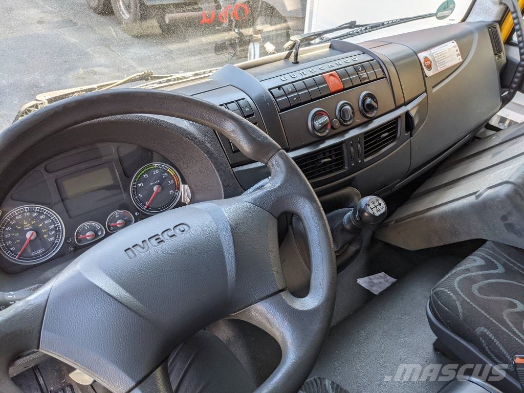Iveco Eurocargo Euro 5 Fahrerhaus / Kabine / Cabin Kabiny a interiér