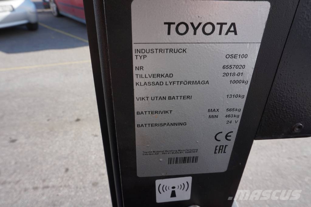 Toyota OSE100 Wózki wózki kompletacyjne średnio wysoko unoszące