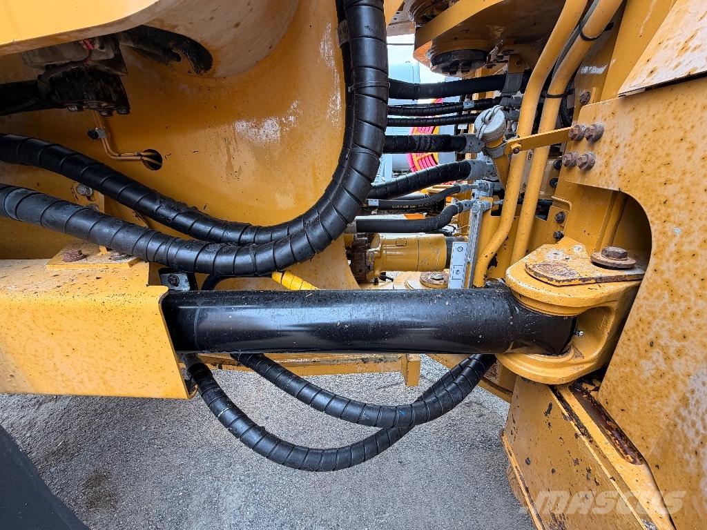 CAT 988 K XE Фронтальные погрузчики