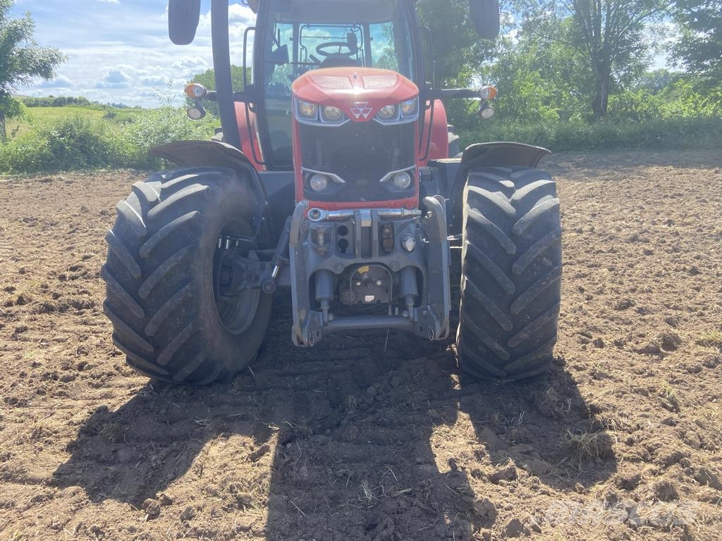 Massey Ferguson 7716S DYNA-VT EXCLUSIVE Traktori