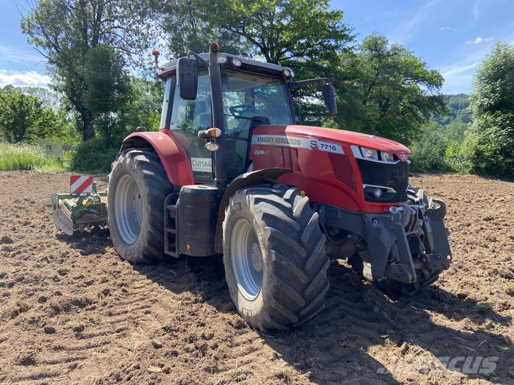 Massey Ferguson 7716S DYNA-VT EXCLUSIVE Tractoren