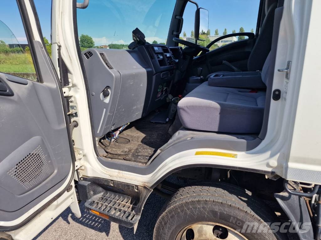 Isuzu P75 3L AEBS E6C PASSO 2900 GUIDA DX Camiones de basura