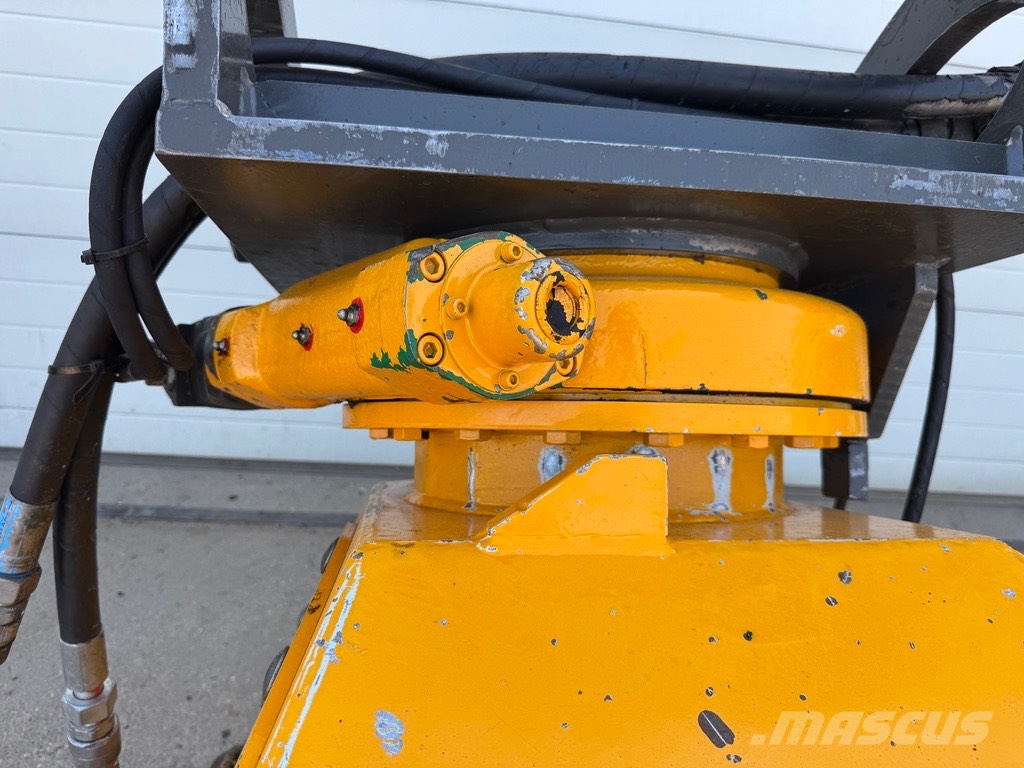 Hemos S850Z-210 hydraulische stobbenfrees met draaikrans Trituradoras forestales
