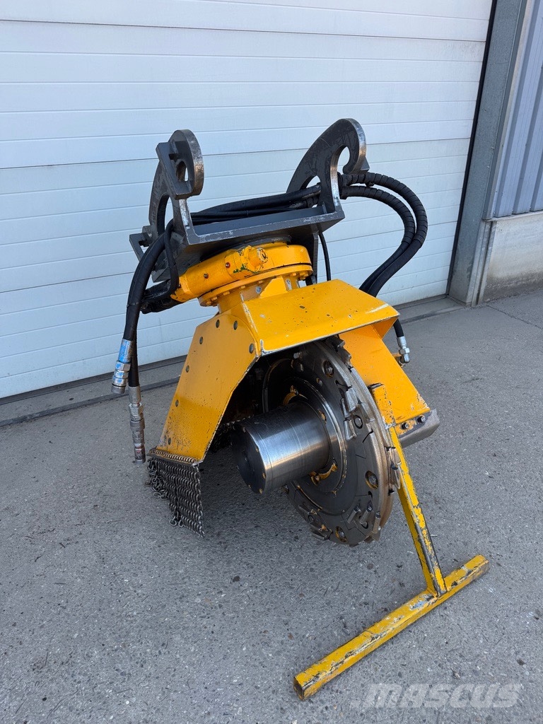Hemos S850Z-210 hydraulische stobbenfrees met draaikrans Trituradoras forestales