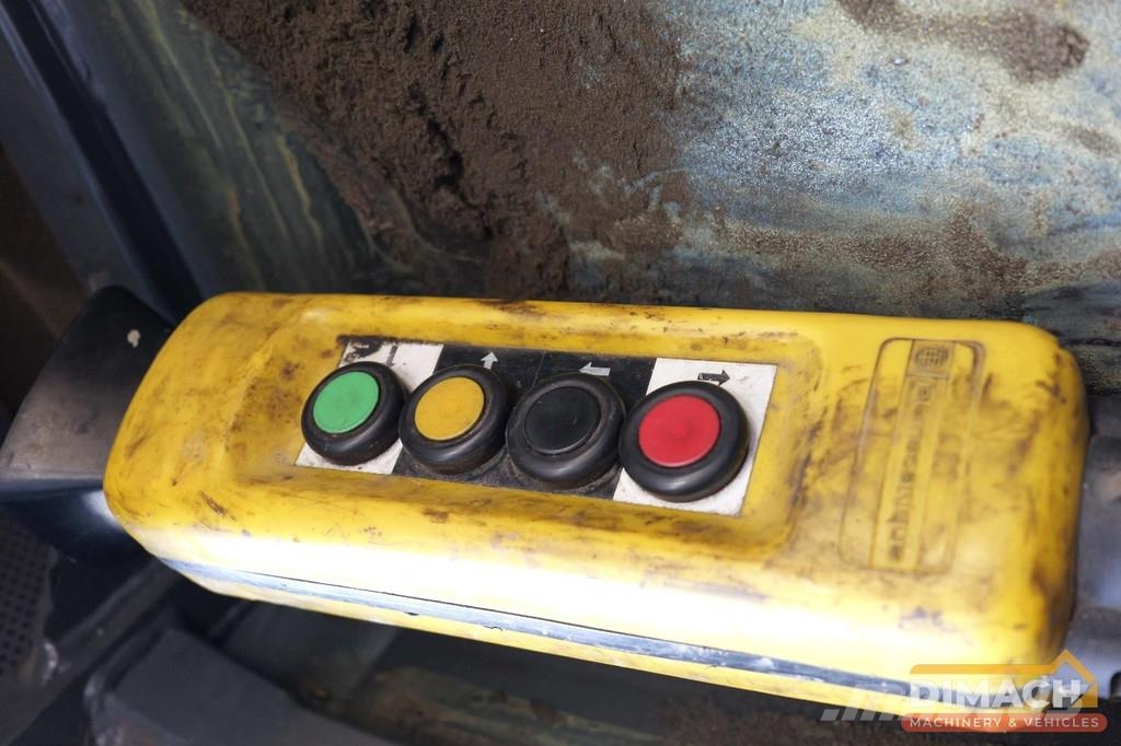 Ravo 540 NL machine - camera - sweeper suction - hydrau Barredora fregadora combinada