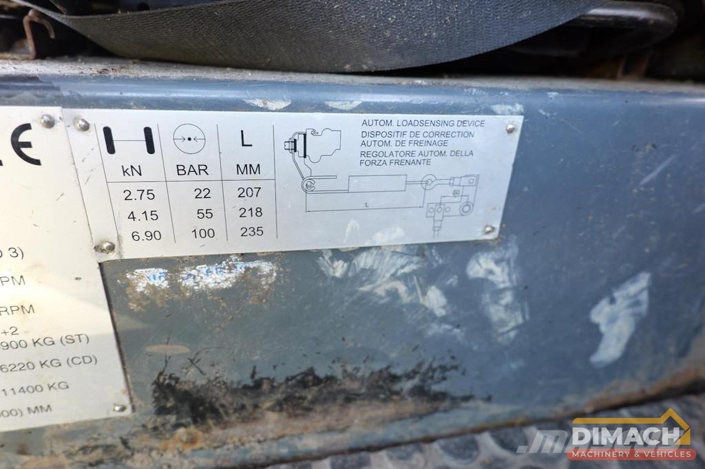 Ravo 540 NL machine - camera - sweeper suction - hydrau Barredora fregadora combinada