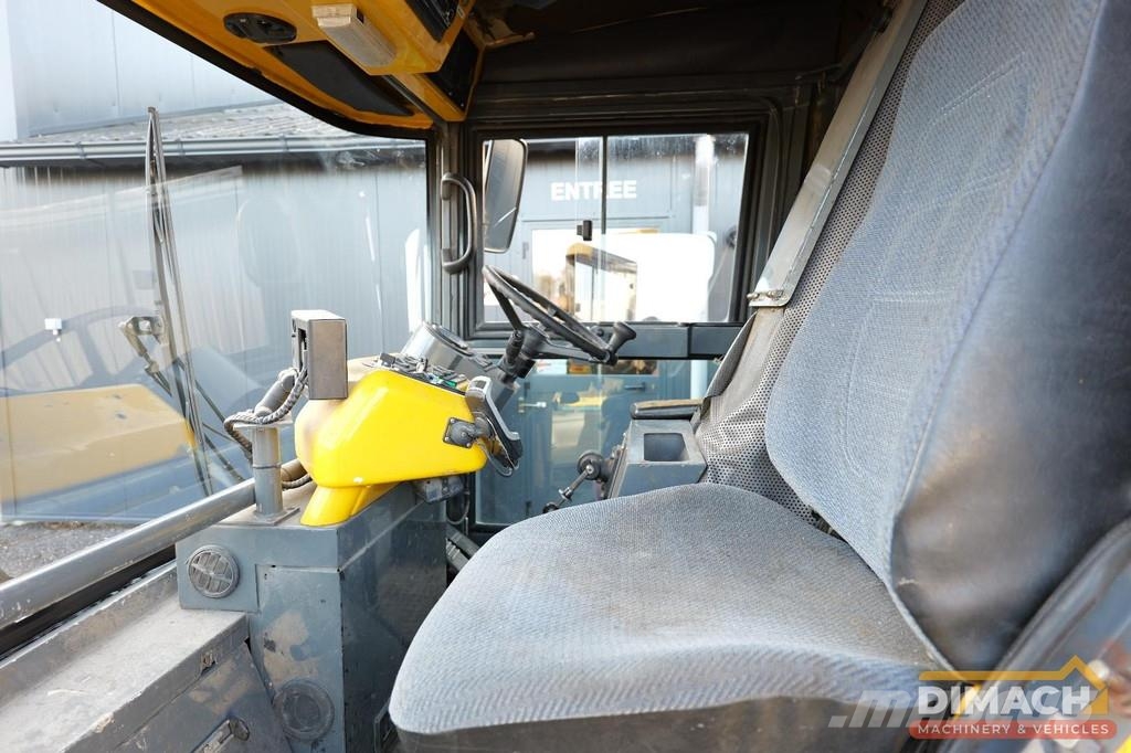 Ravo 540 NL machine - camera - sweeper suction - hydrau Barredora fregadora combinada