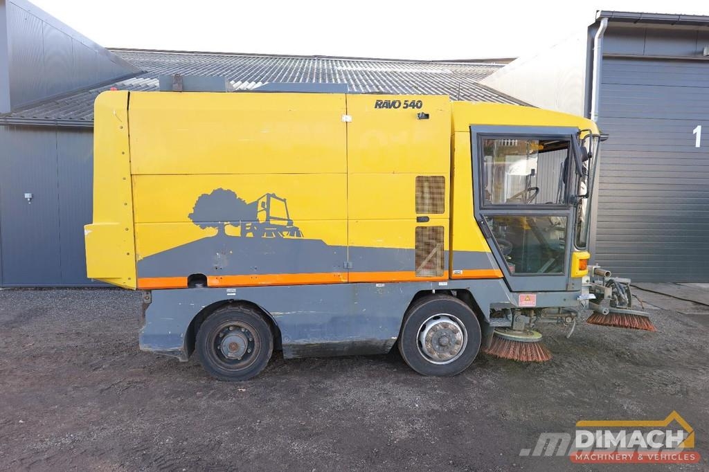 Ravo 540 NL machine - camera - sweeper suction - hydrau Barredora fregadora combinada