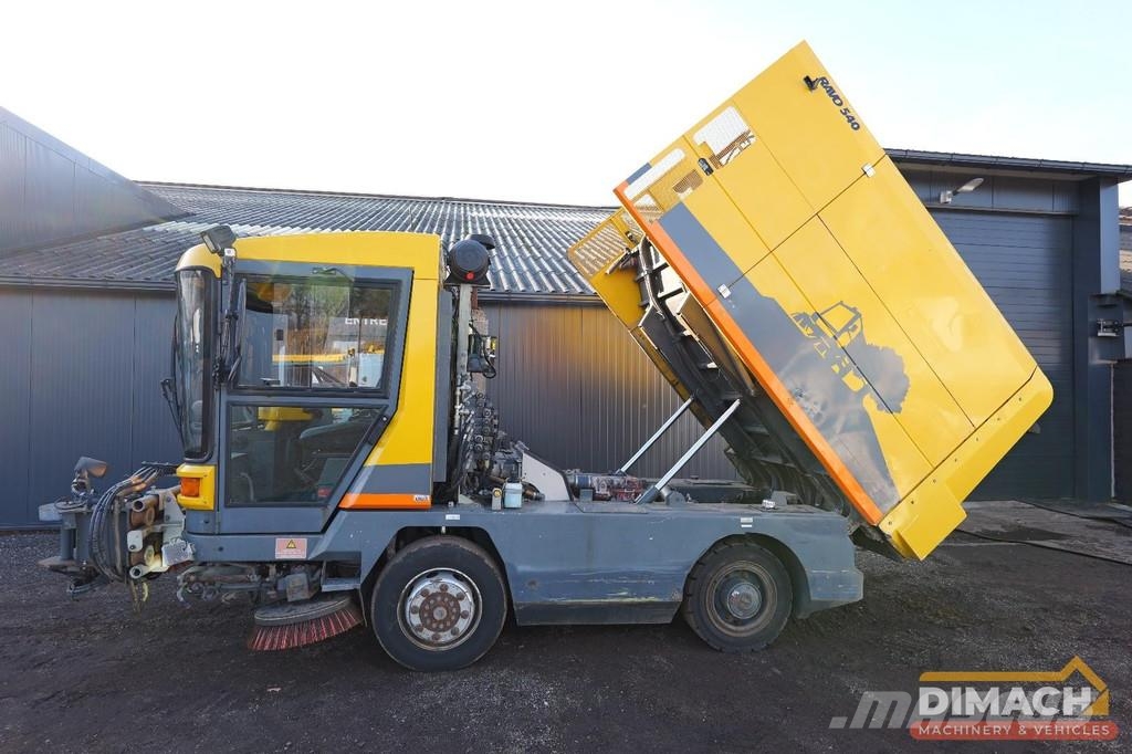 Ravo 540 NL machine - camera - sweeper suction - hydrau Barredora fregadora combinada