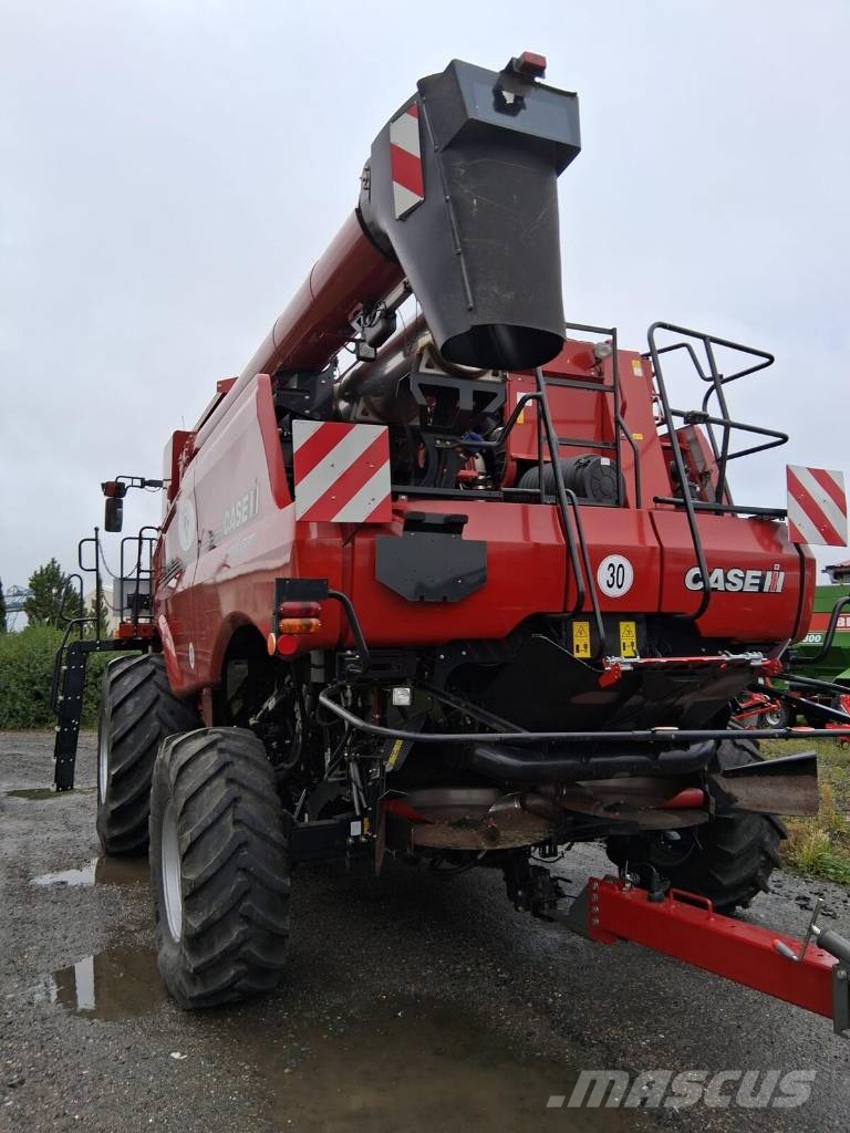 Case IH AF 6150 حصادات
