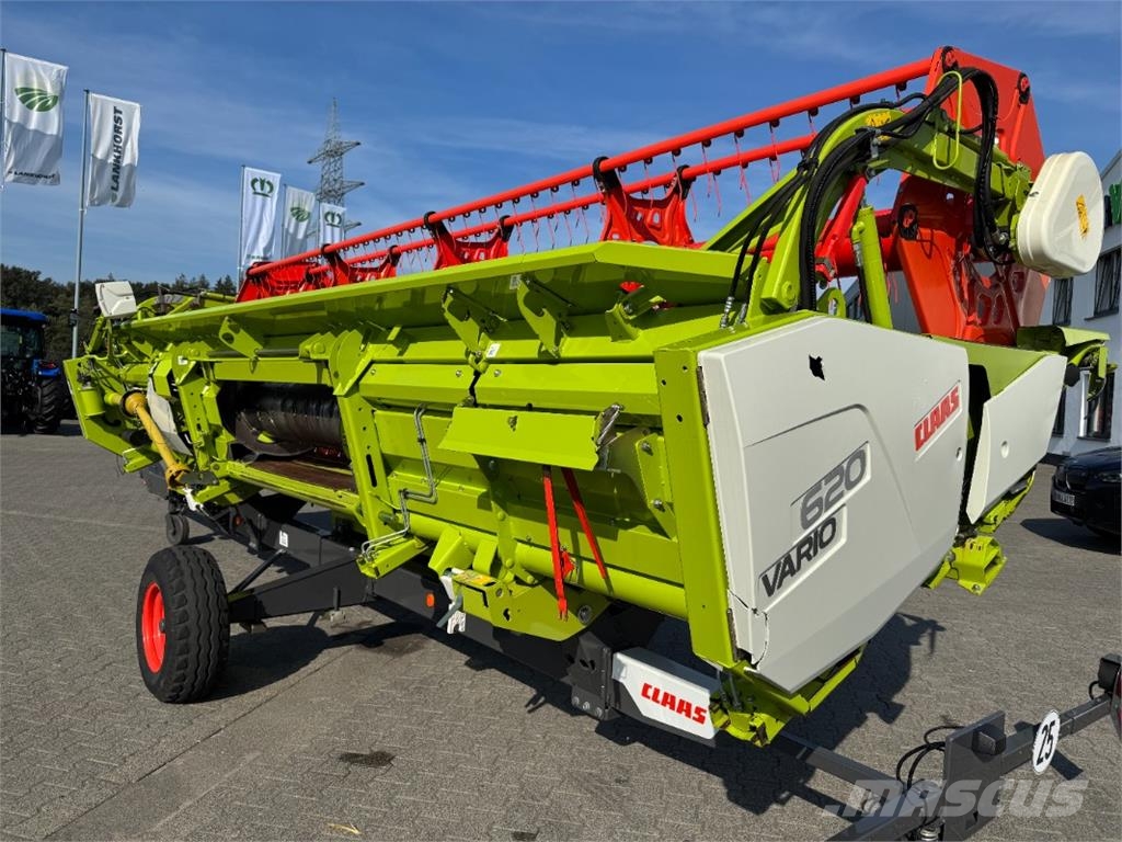 CLAAS TRION 520 inkl. V620 Mietitrebbiatrici