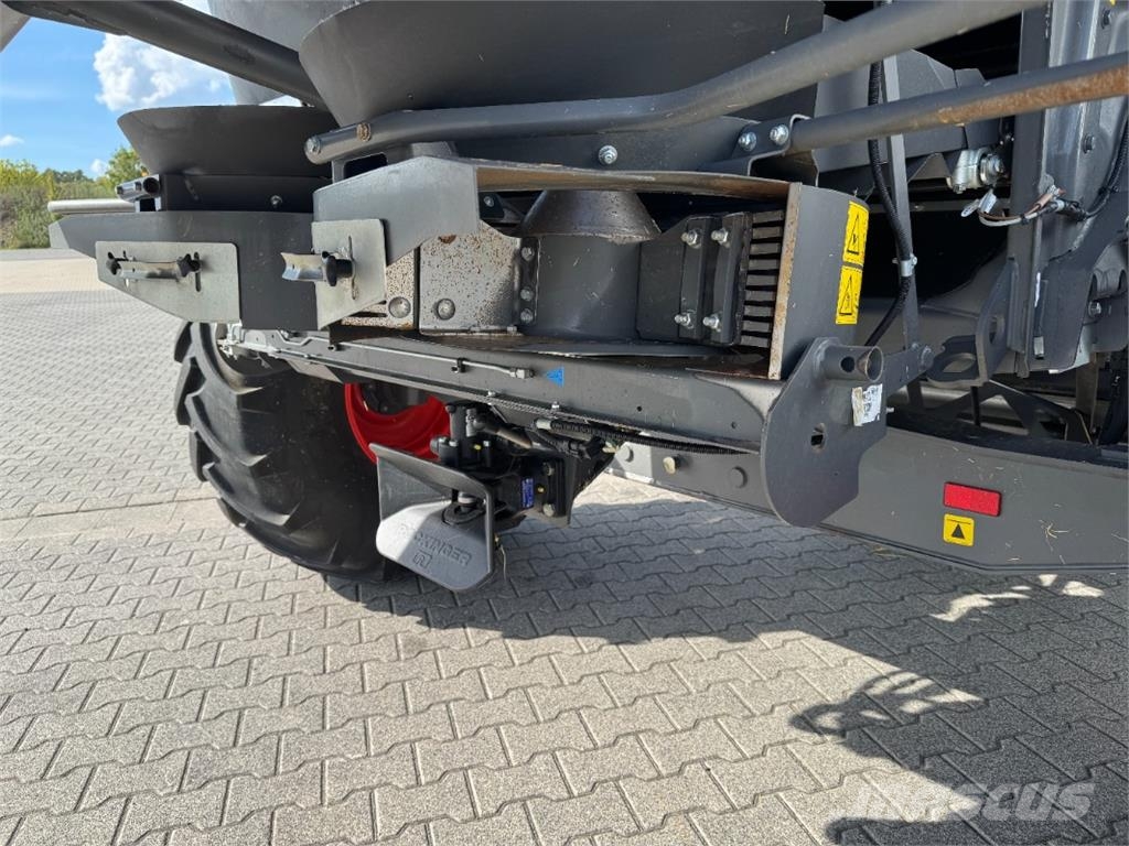 CLAAS TRION 520 inkl. V620 Mietitrebbiatrici