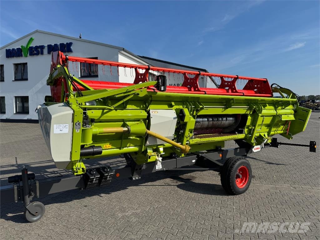 CLAAS TRION 520 inkl. V620 Mietitrebbiatrici