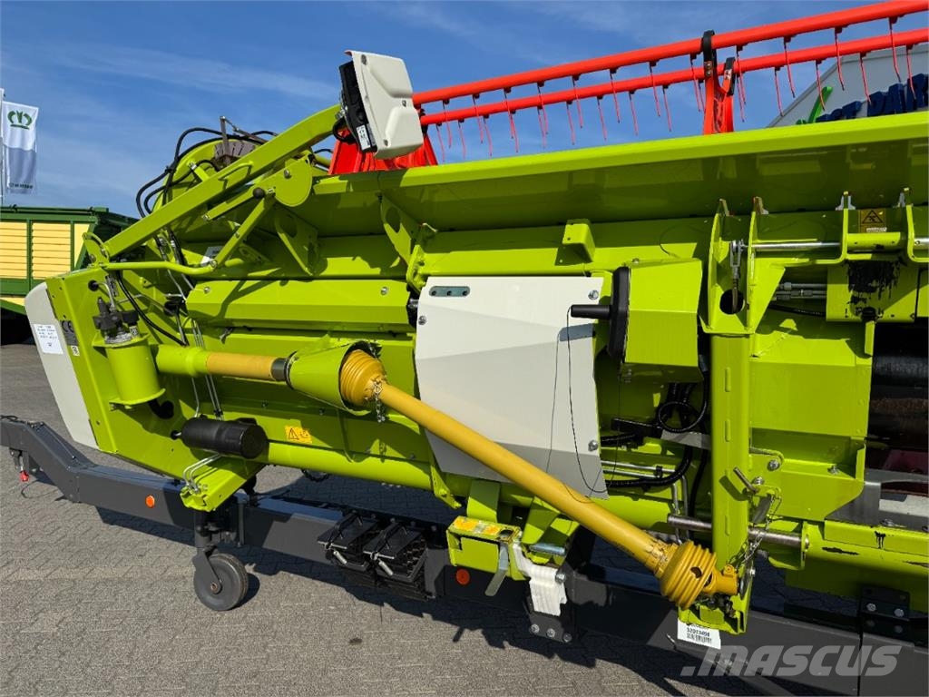 CLAAS TRION 520 inkl. V620 Mietitrebbiatrici