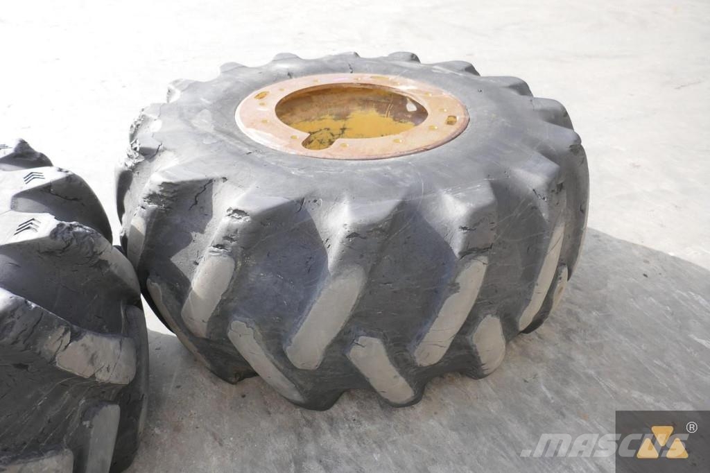 CAT Wheel GP 30.5L-32 Banden, wielen en velgen