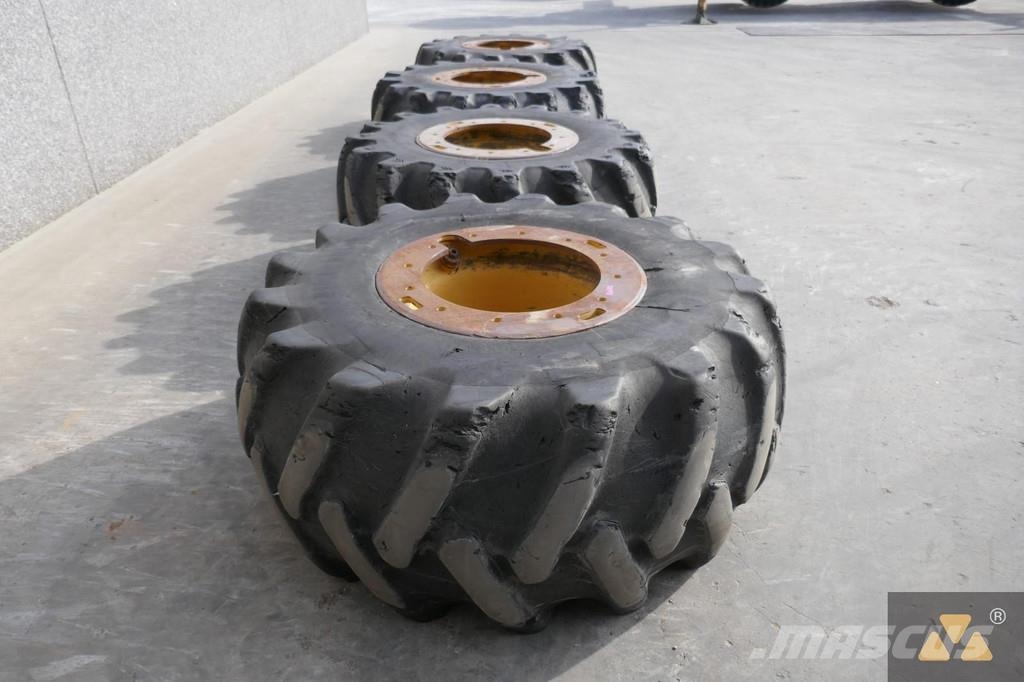 CAT Wheel GP 30.5L-32 Banden, wielen en velgen