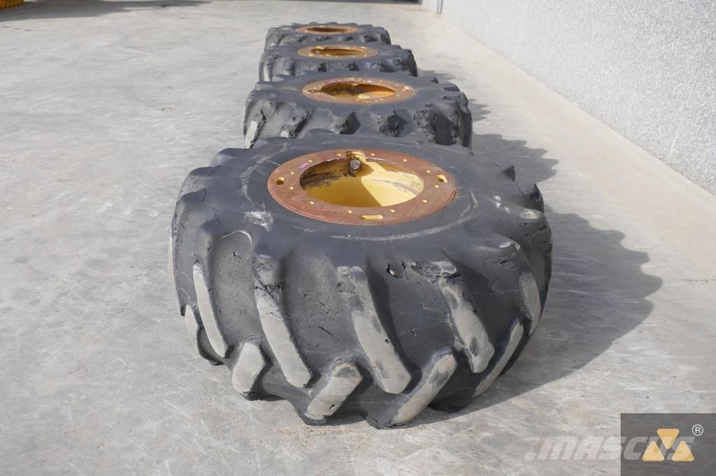 CAT Wheel GP 30.5L-32 Banden, wielen en velgen