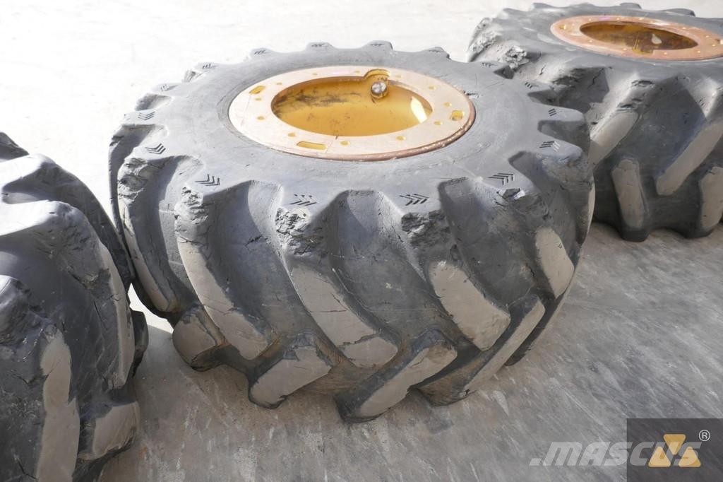 CAT Wheel GP 30.5L-32 Banden, wielen en velgen