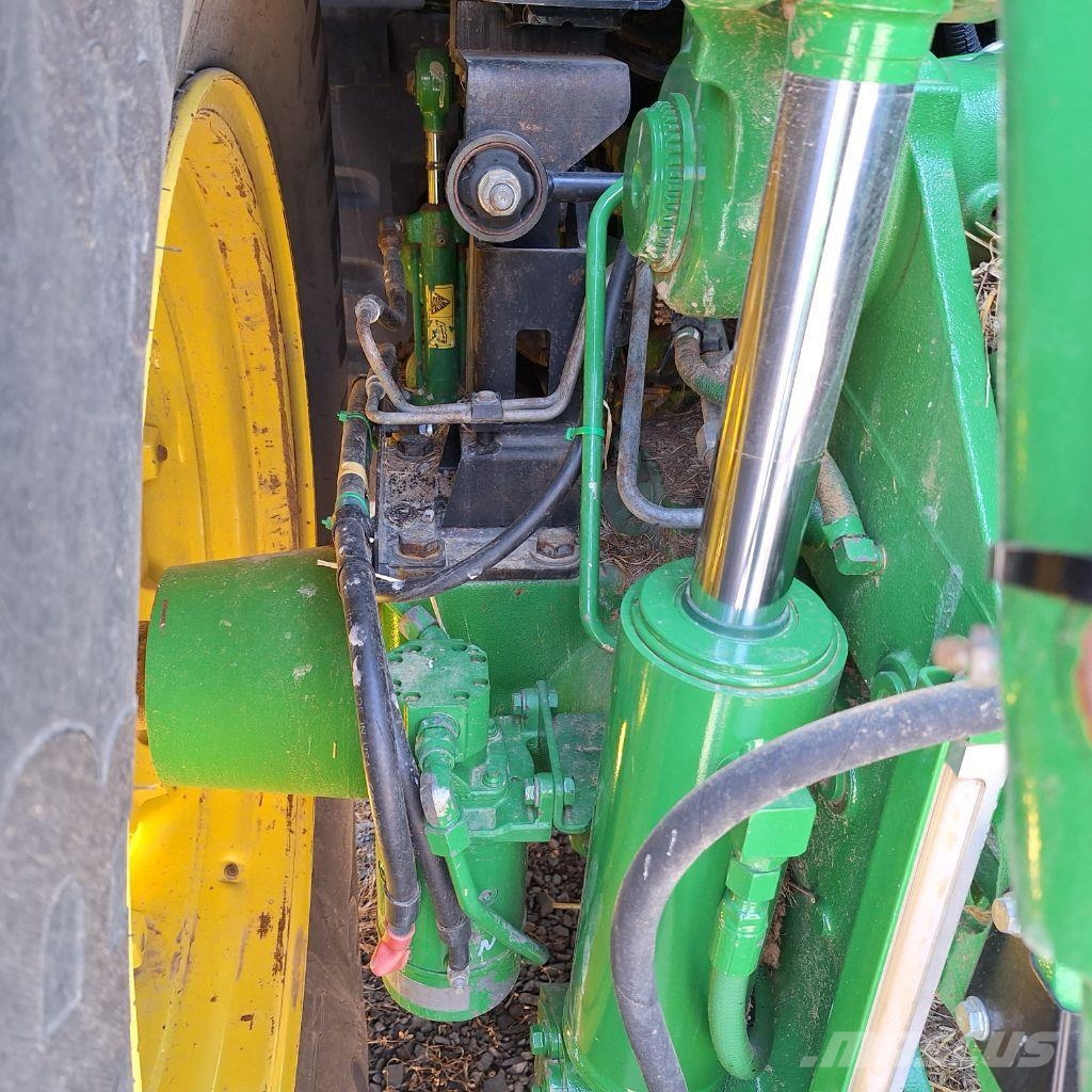 John Deere 7230 R Tractors
