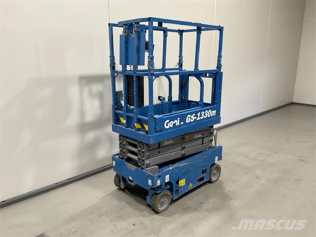 Genie GS-1330 Ανυψωτήρες ψαλιδωτής άρθρωσης