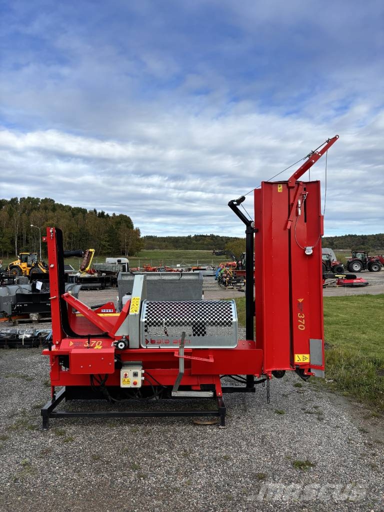Bala Vedkombi 370 EL 8,1 ton Joystick Fendeuse, Scie
