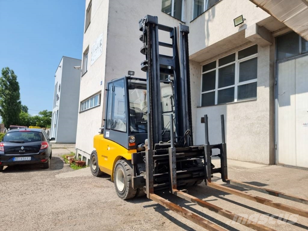 Jungheinrich TFG 670 G-550 ZT Gāzes autoiekrāvēji (LPG)