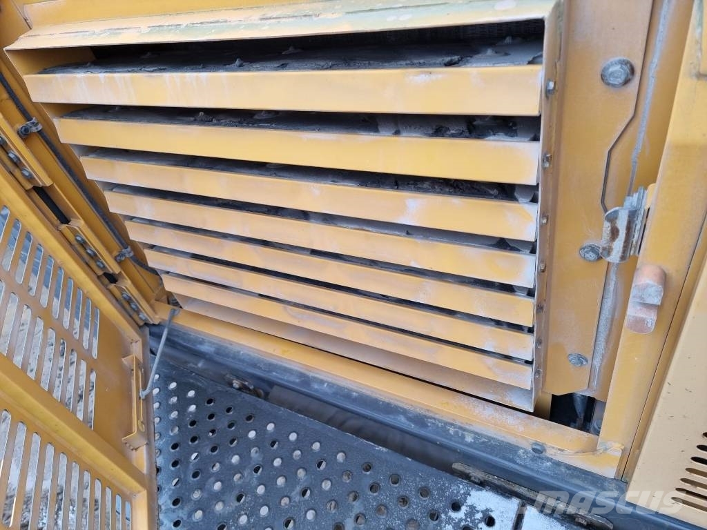 Volvo EC 700 B LC Roomikekskavaatorid