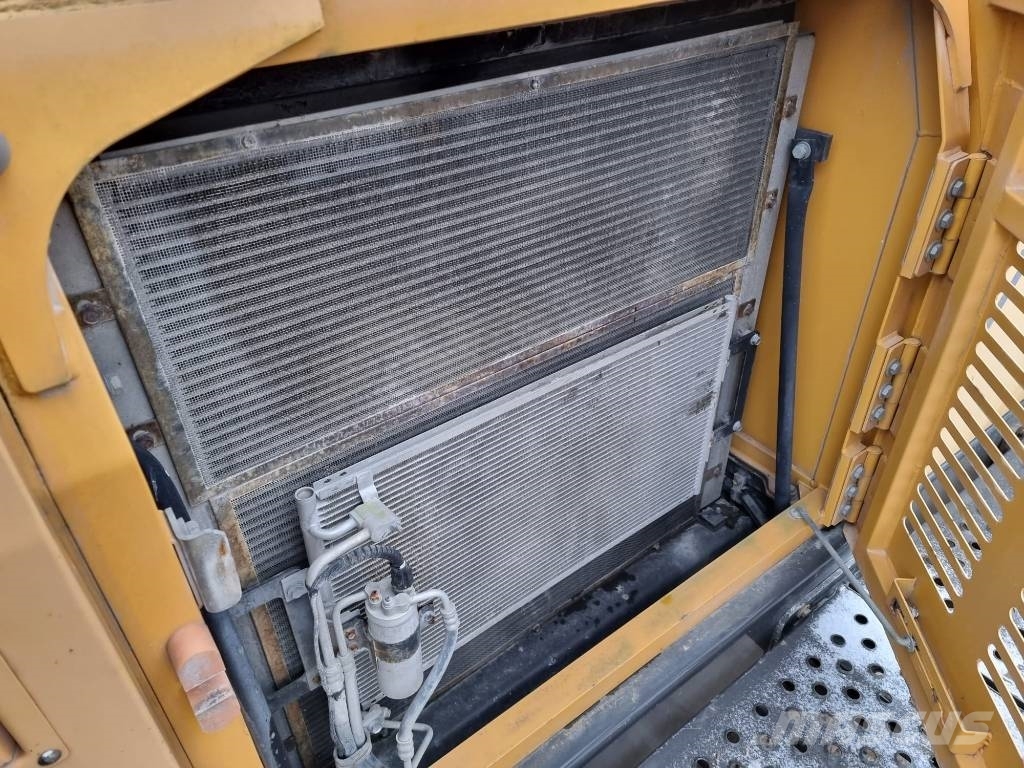 Volvo EC 700 B LC Roomikekskavaatorid