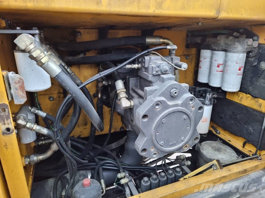 Volvo EC 700 B LC Roomikekskavaatorid