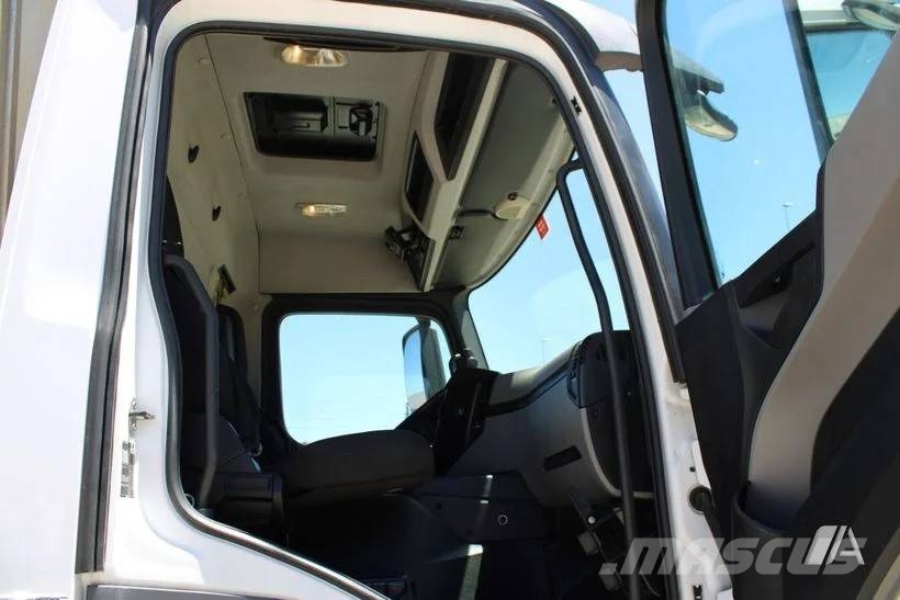 Mercedes-Benz ANTOS - CS 1150-12 MT--050 溫控卡車