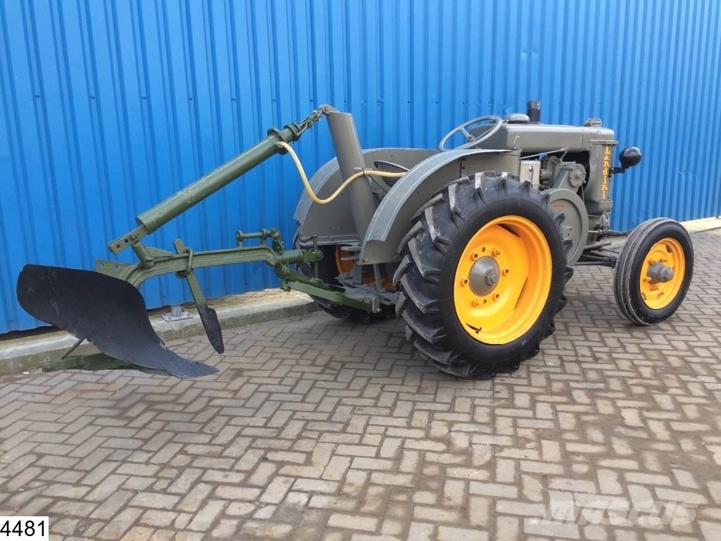 Landini Velite 2WD Traktori