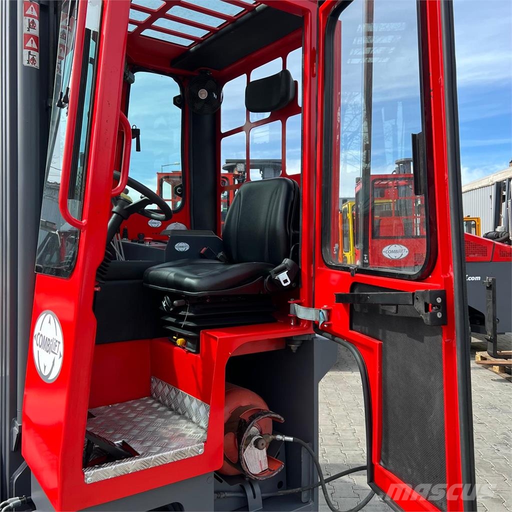 Combilift [UltraForklifts] C4000  *9.3m Triplex 4-way reach truck