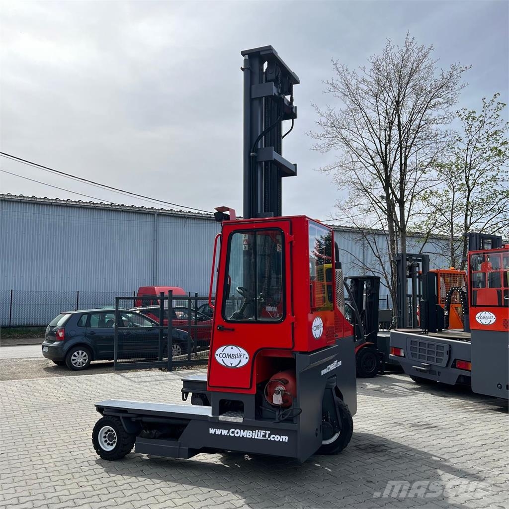 Combilift [UltraForklifts] C4000  *9.3m Triplex 4-way reach truck