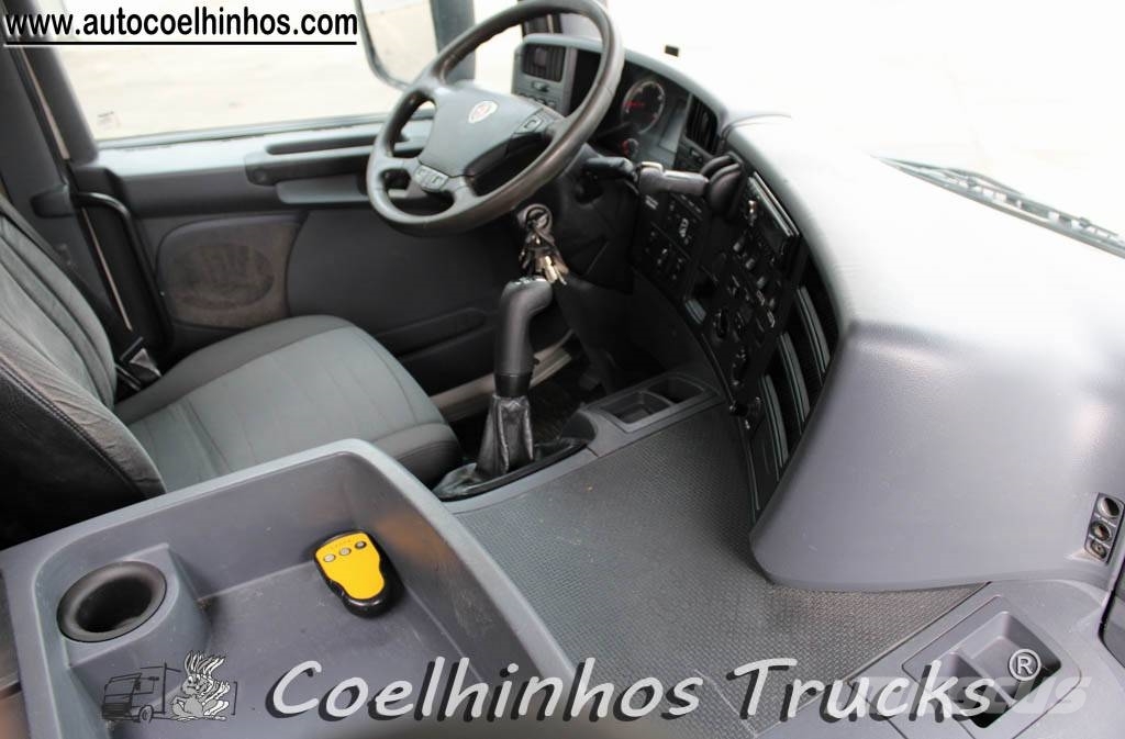 Scania P 410 Retarder 8x2 Camiones cisternas