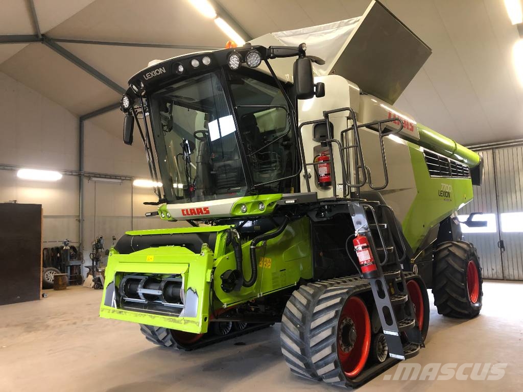CLAAS Lexion 7700TT Θεριζοαλωνιστικές μηχανές
