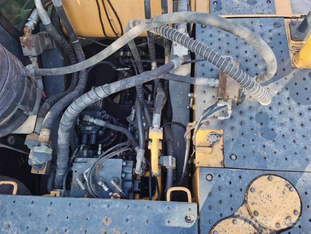 Hyundai R485LVS Bageri guseničari
