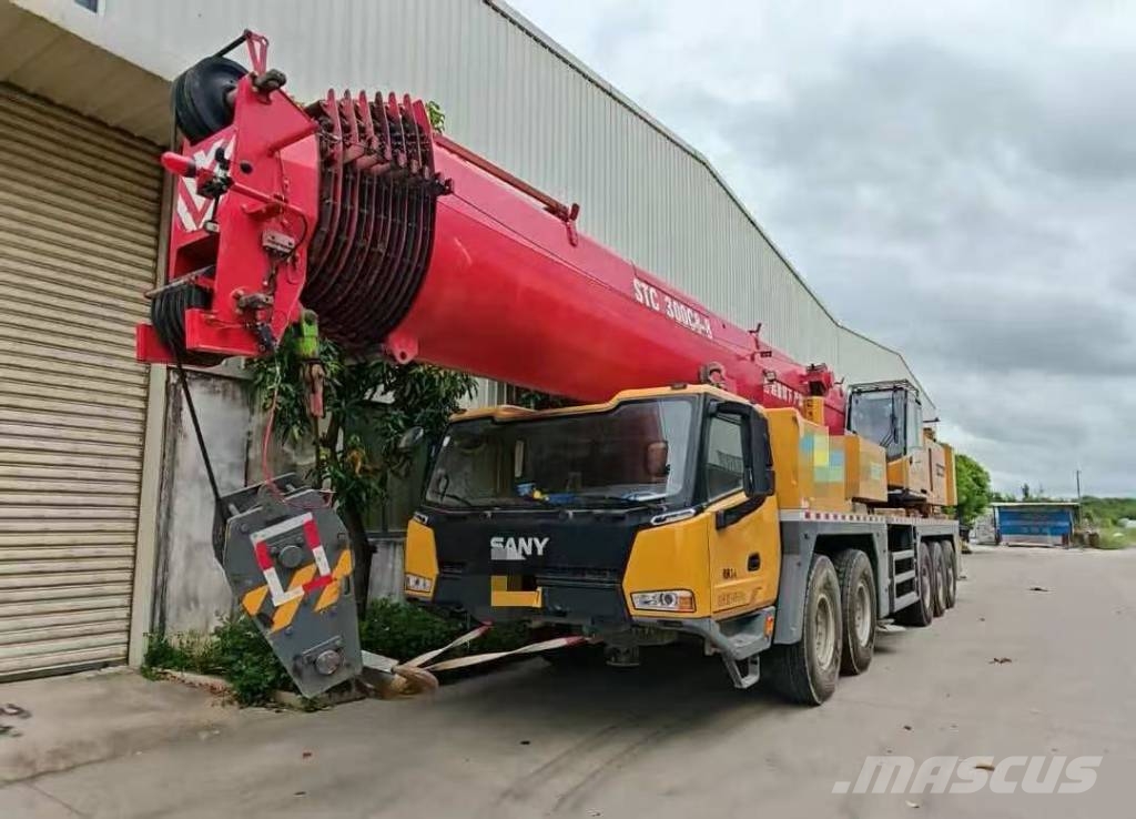 Sany STC1300C8-8 全地面起重机︳移动式起重机