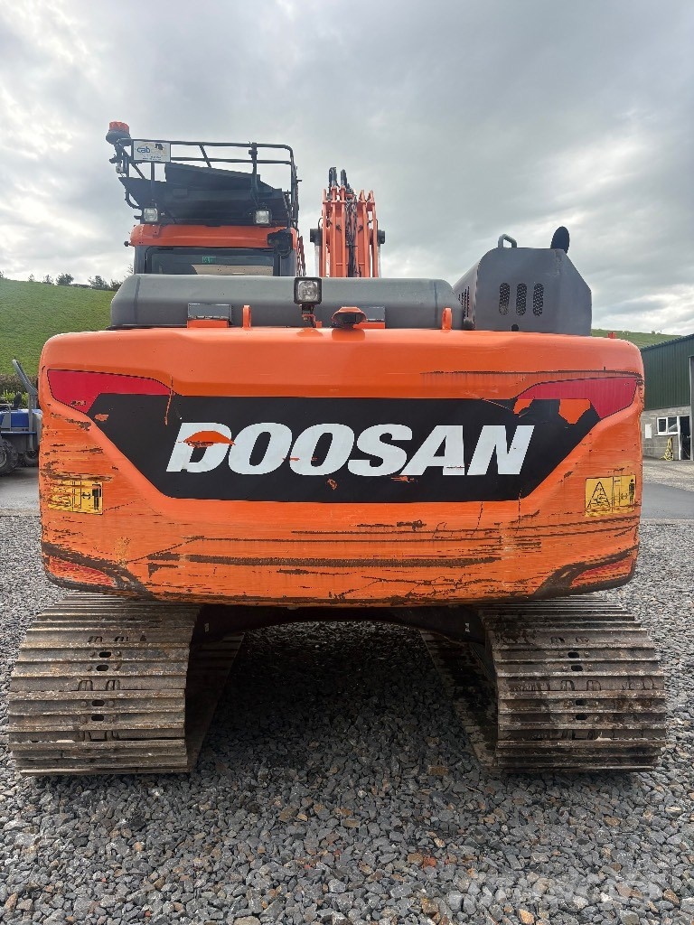 Doosan DX140LC-5 Pelle sur chenilles