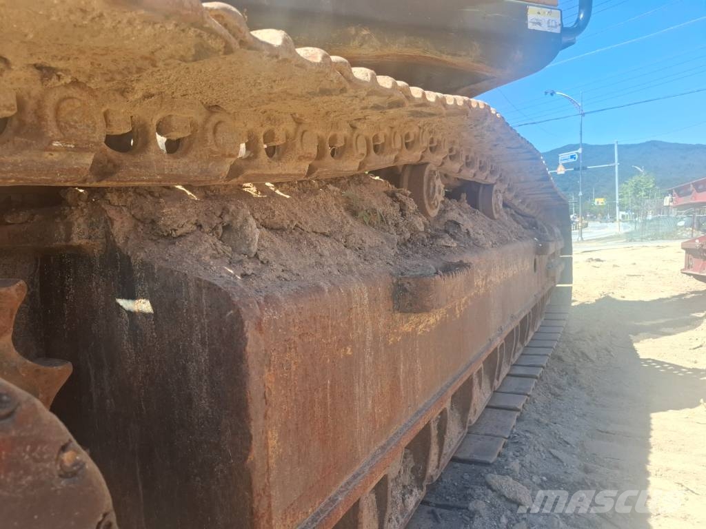 Hyundai HX 300 Paletli ekskavatörler